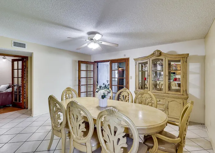 Close To Golf! Snowbird Retreat W/ Pool In Сasa de vacaciones *