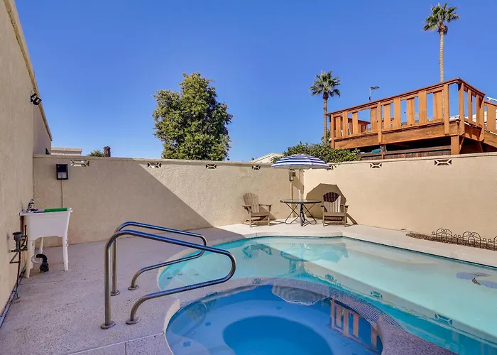 Close To Golf! Snowbird Retreat W/ Pool In *